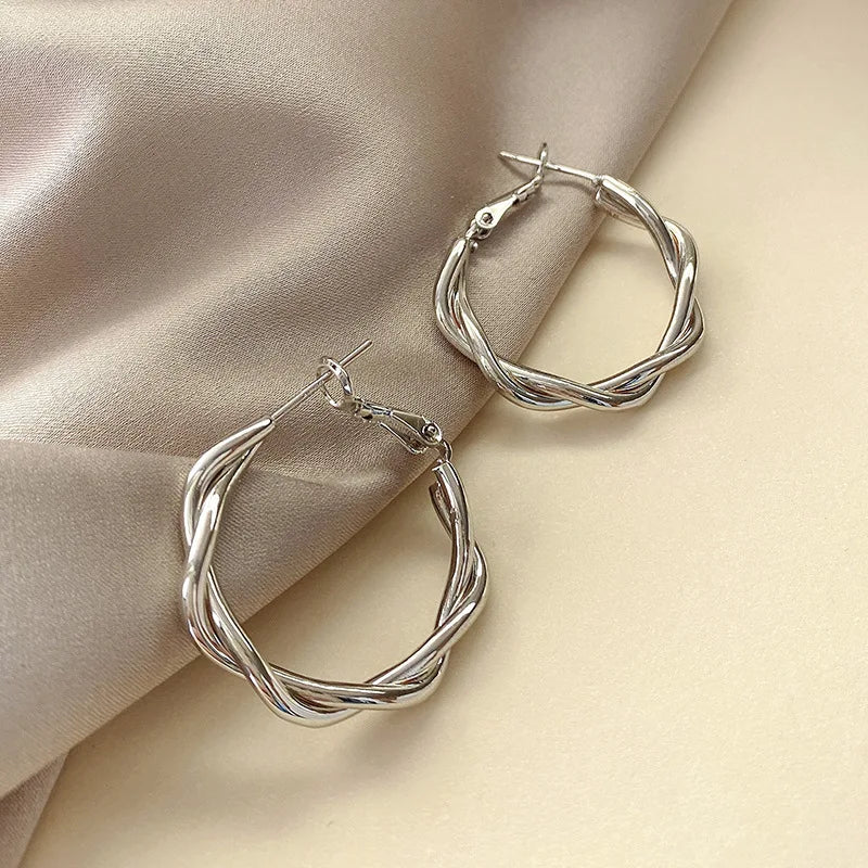 silver hoop earing