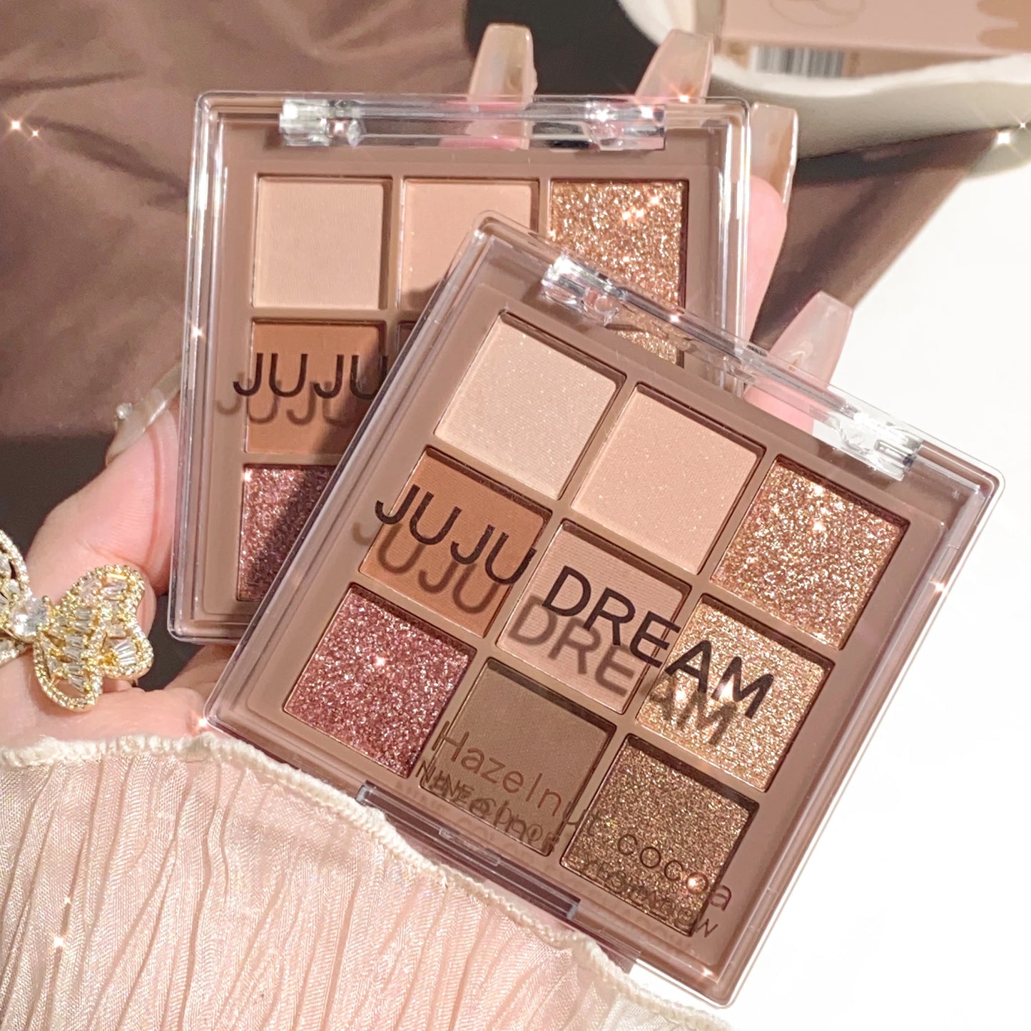 Velvet Waterproof Eyeshadow Palette
